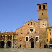 La Basilica Cattedrale Della Vergine Assunta, Lodi