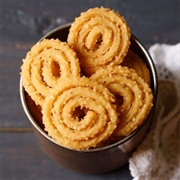 Mullu Murukku / Rice and Lentil Murukku