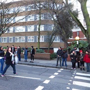 Cross Abbey Road – London, England