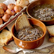 Carabaccia / Tuscan Onion Soup
