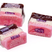 Brachs Sundaes Neapolitan Coconut