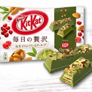 Matcha Almond Berry Kit Kat