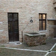 Casa Natale Di Raffaello, Urbino