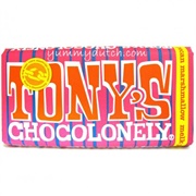 Tony's Chocolonely Pecan Marshmallow