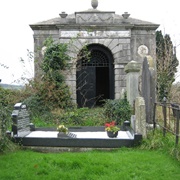 Templetown Mausoleum