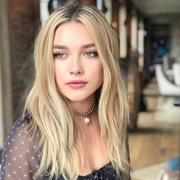 Florence Pugh