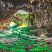 Devetashka Cave