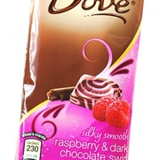Dove Raspberry & Dark Chocolate Swirl