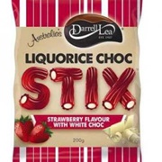 Darrell Lea Strawberry & White Choc Stix