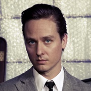 Tom Schilling