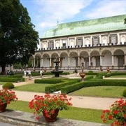 Queen Anne's Summer Palace, Prague
