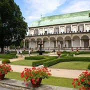 Queen Anne&#39;s Summer Palace, Prague