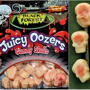 Black Forest Juicy Oozers Gummy Skulls