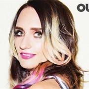 Sadie Dupuis (Bisexual/Demisexual,She/Her)