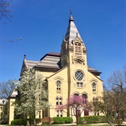 Washington Hall (University of Notre Dame)
