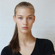 Elena Bartels (Model)