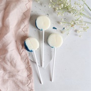 Blueberry Cheesecake Lollipops