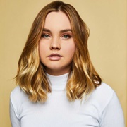 Liana Liberato