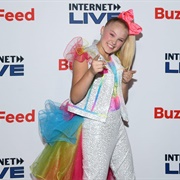 Jojo Siwa (Pansexual, She/Her)
