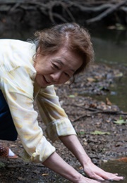 Yuh-Jung Youn in Minari (2020)