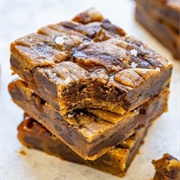 Dark Chocolate Chip Salted Caramel Blondies