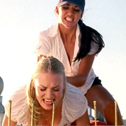 Sarah Walker vs. Malena Bernal [Chuck - S1E03 - "Chuck Versus the Tango"]