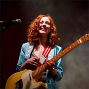 Genessa Gariano (Queer, Non-Binary, She/They)