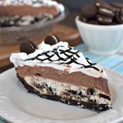 Cookies and Cream Chocolate Pie