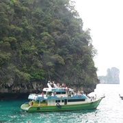 Phuket Boat Tour