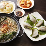 Neungra Bapsang (North Korean Food)