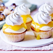Lemon Meringue Cupcake