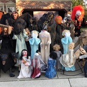 Spirit Halloween Animatronics