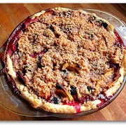 Apple Berry Crumble Pie