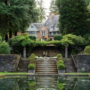 Lewis & Clark College