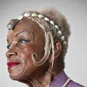 Magora Kennedy (Lesbian, She/Her)