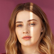 Josephine Langford