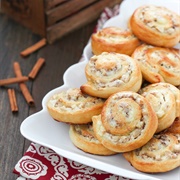 Apple Cheesecake Cinnamon Buns