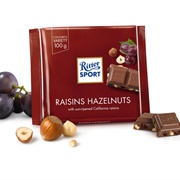 Raisins Hazelnuts