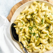 Pesto Mushroom Mac and Cheese