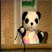 Sooty's Elastic Tricks