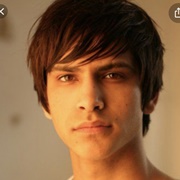 Freddie McClair- Skins