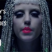 Everybody Does - Brooke Candy