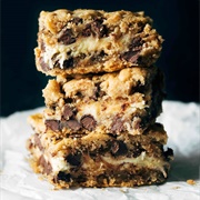 Peanut Butter Chocolate Chip Cookie Cheesecake Bars