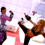 Rose 'Sarge' vs. Marla [Cleopatra 2525 - S2E01 - "The Watch"]