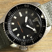 7002-700X 150M Automatic Diver