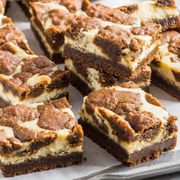 Gingerbread Cookie Cheesecake Bars