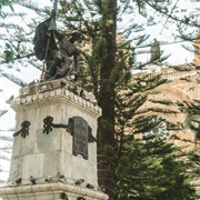 Abdon Calderón, Plaza Calderón, Cuenca, Ecuador