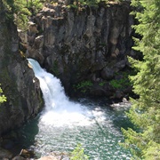 McCloud Falls, CA