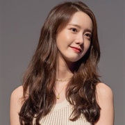 Yoona (Girl's Generation)