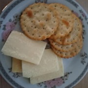 Cheddar Cheese With Salt and Pepper Crackers